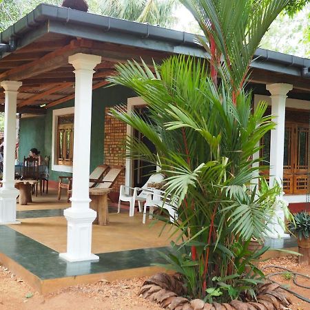 Thilina Homestay Sigiriya Buitenkant foto