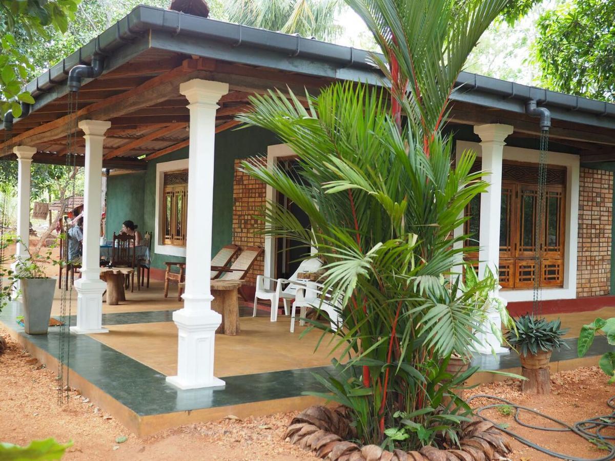 Thilina Homestay Sigiriya Buitenkant foto